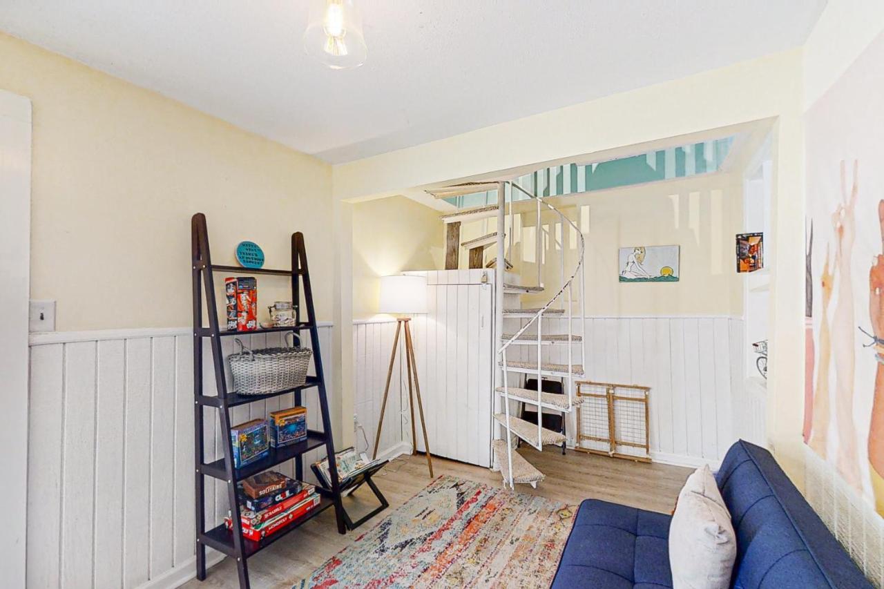 Beach Bum Bungalow Folly Beach Buitenkant foto